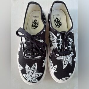 Van’s OG LX Authentic (Sweet Leaf) Ladies 9